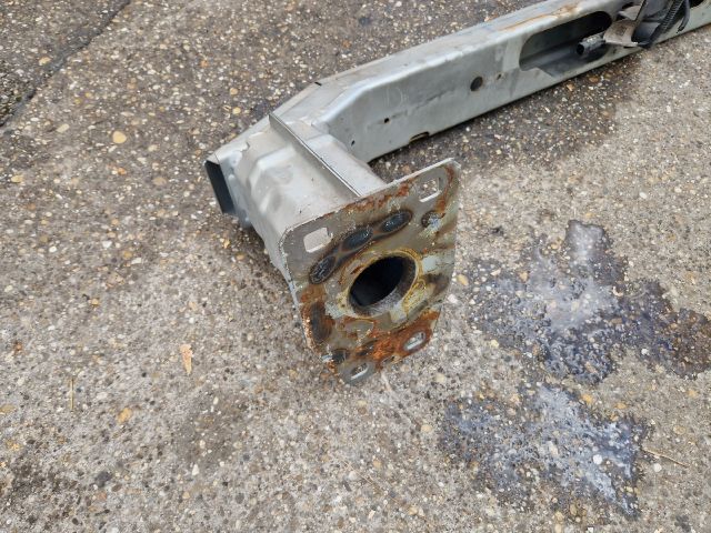 bontott LAND ROVER FREELANDER Első Lökhárító Merevítő (Fém)