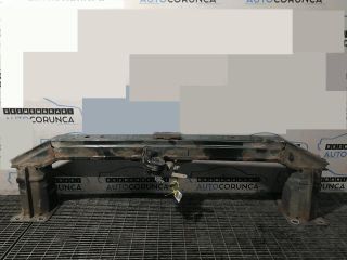 bontott LAND ROVER FREELANDER Első Lökhárító Merevítő (Fém)