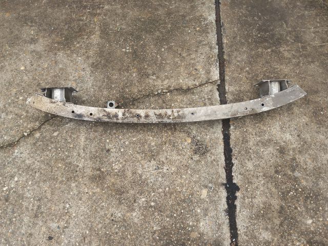 bontott LAND ROVER FREELANDER Első Lökhárító Merevítő (Fém)