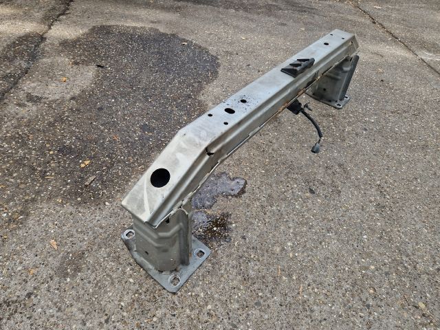 bontott LAND ROVER FREELANDER Első Lökhárító Merevítő (Fém)