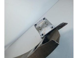 bontott LAND ROVER FREELANDER Első Lökhárító Merevítő (Fém)