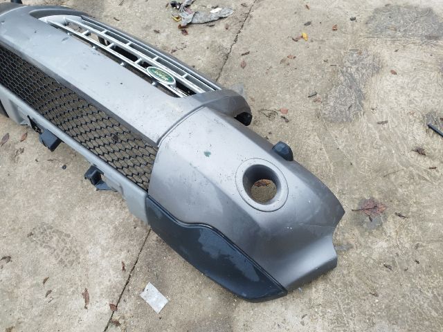 bontott LAND ROVER FREELANDER Első Lökhárító (Részeivel)