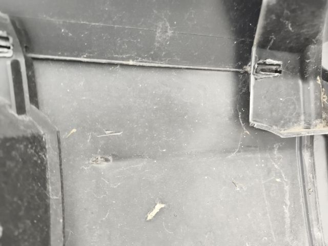 bontott LAND ROVER FREELANDER Első Lökhárító (Üresen)