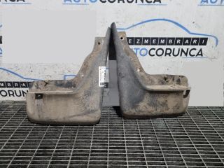 bontott LAND ROVER FREELANDER Első Sárvédő Gumi Pár