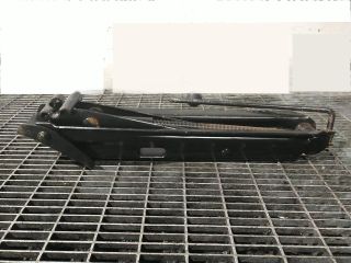 bontott LAND ROVER FREELANDER Emelő