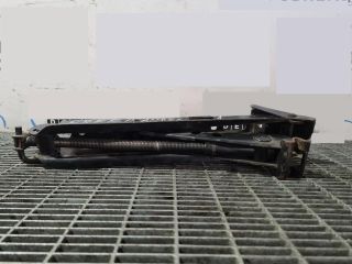 bontott LAND ROVER FREELANDER Emelő