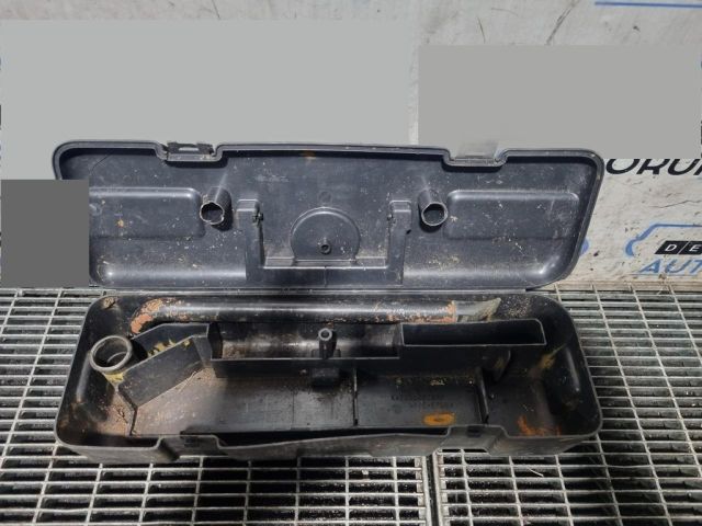 bontott LAND ROVER FREELANDER Emelő