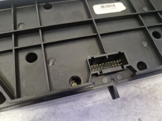 bontott LAND ROVER FREELANDER Fűtéskapcsoló (digit klímás)