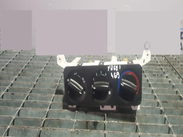 bontott LAND ROVER FREELANDER Fűtéskapcsoló