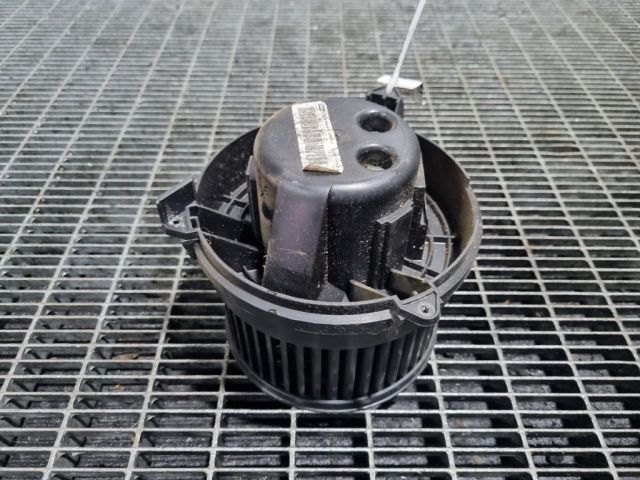 bontott LAND ROVER FREELANDER Fűtőmotor (Klímás)