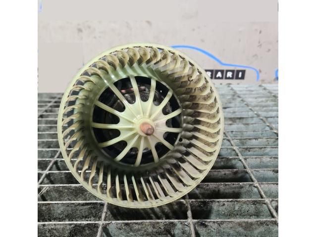 bontott LAND ROVER FREELANDER Fűtőmotor (Klímás)