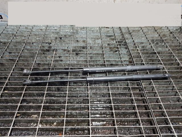 bontott LAND ROVER FREELANDER Gázrugós Kitámasztó Teleszkóp Csomagtérajtó (Pozíciófüggetlen)