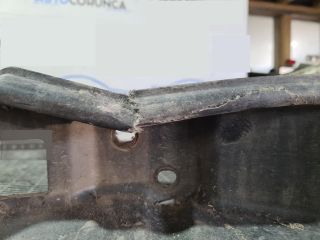 bontott LAND ROVER FREELANDER Hátsó Lökhárító Merevítő (Fém)