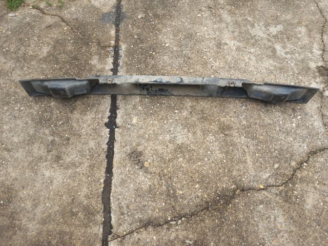 bontott LAND ROVER FREELANDER Hátsó Lökhárító Merevítő (Fém)