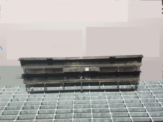 bontott LAND ROVER FREELANDER Hűtőrács