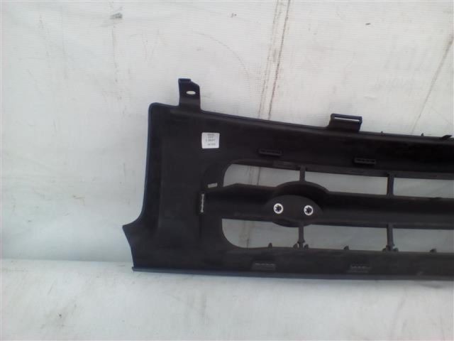 bontott LAND ROVER FREELANDER Hűtőrács