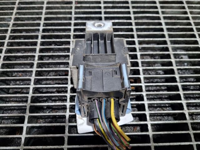 bontott LAND ROVER FREELANDER Izzító Relé