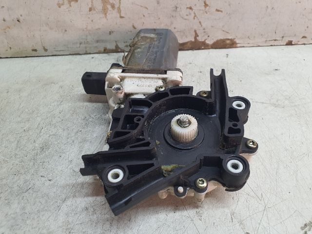 bontott LAND ROVER FREELANDER Jobb első Ablakemelő Motor