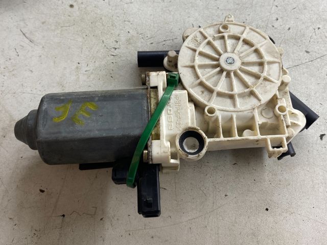 bontott LAND ROVER FREELANDER Jobb első Ablakemelő Motor