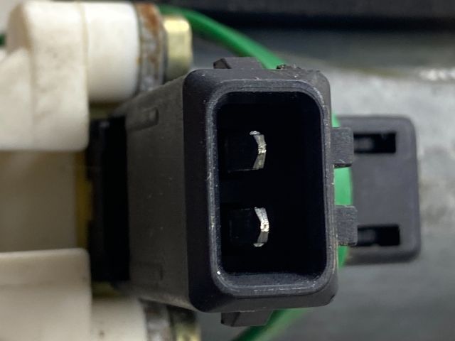 bontott LAND ROVER FREELANDER Jobb első Ablakemelő Motor