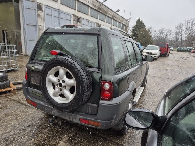 bontott LAND ROVER FREELANDER Jobb első Ajtó (Részeivel)