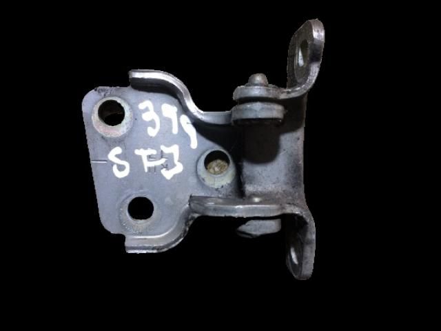 bontott LAND ROVER FREELANDER Jobb első Alsó Zsanér