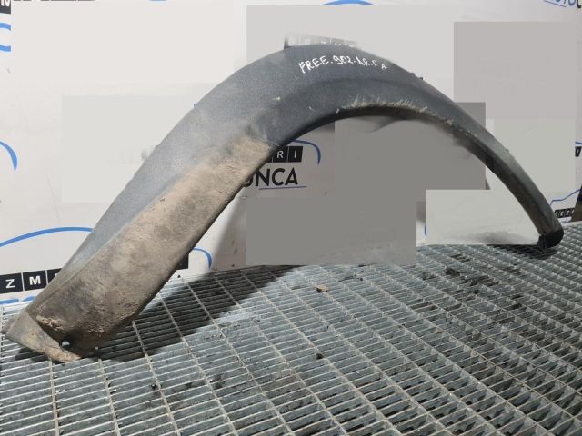 bontott LAND ROVER FREELANDER Jobb első Sárvédő Szélesítő