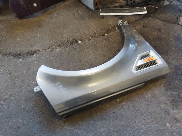 bontott LAND ROVER FREELANDER Jobb első Sárvédő