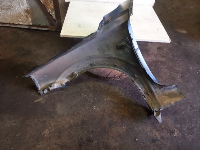 bontott LAND ROVER FREELANDER Jobb első Sárvédő