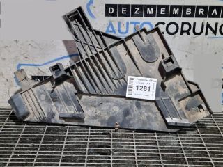 bontott LAND ROVER FREELANDER Jobb Fényszóró Tartó