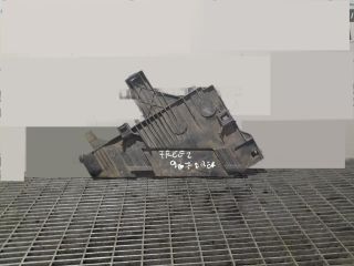 bontott LAND ROVER FREELANDER Jobb Fényszóró Tartó