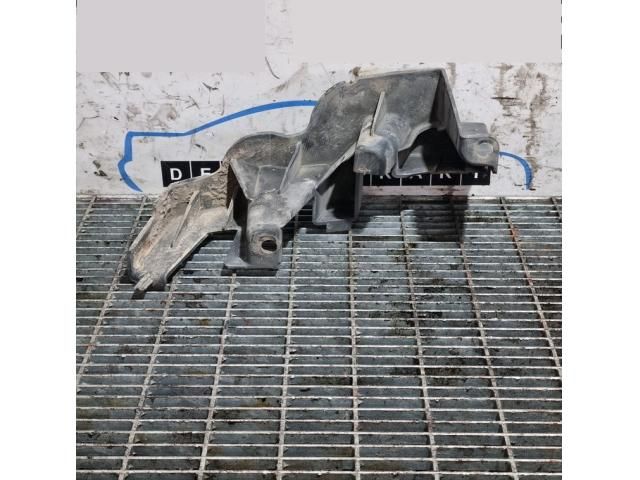 bontott LAND ROVER FREELANDER Jobb Fényszóró Tartó