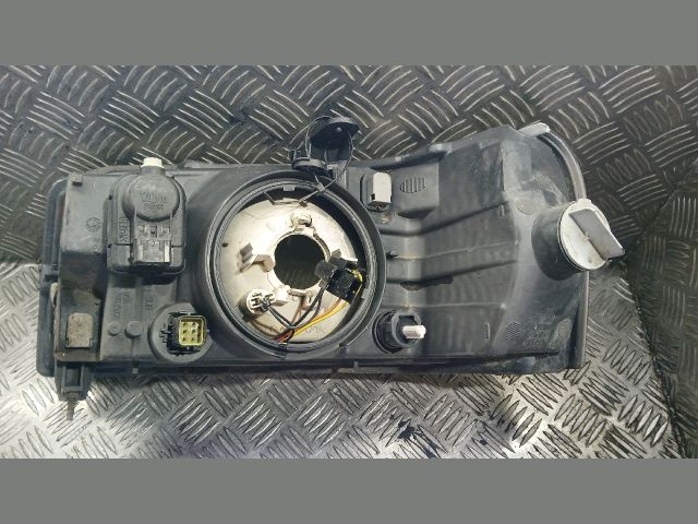 bontott LAND ROVER FREELANDER Jobb Fényszóró