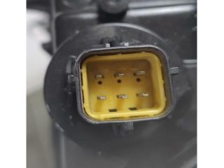 bontott LAND ROVER FREELANDER Jobb Fényszóró