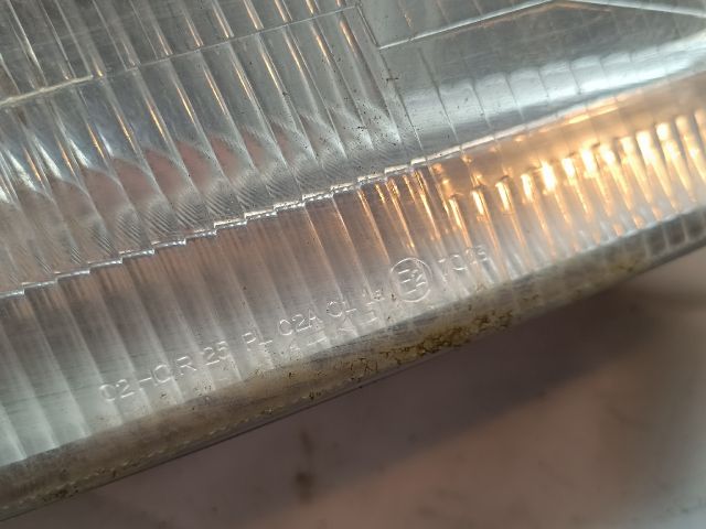 bontott LAND ROVER FREELANDER Jobb Fényszóró