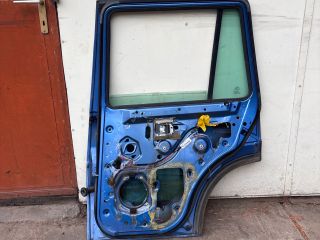 bontott LAND ROVER FREELANDER Jobb hátsó Ajtó (Üres lemez)