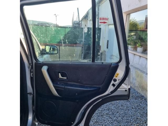 bontott LAND ROVER FREELANDER Jobb hátsó Ajtó (Üres lemez)