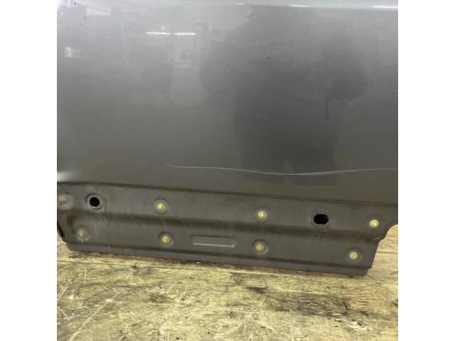 bontott LAND ROVER FREELANDER Jobb hátsó Ajtó (Üres lemez)