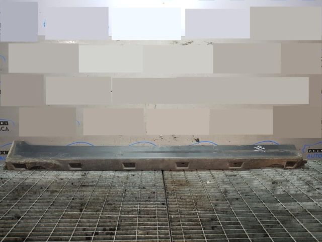 bontott LAND ROVER FREELANDER Jobb Küszöb