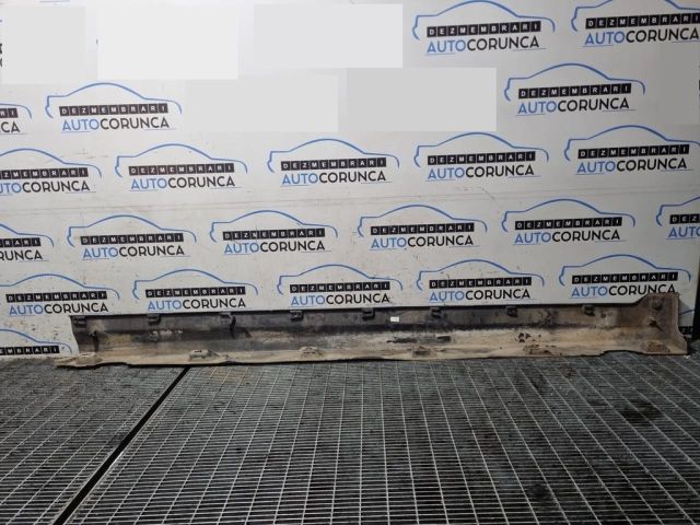 bontott LAND ROVER FREELANDER Jobb Küszöb