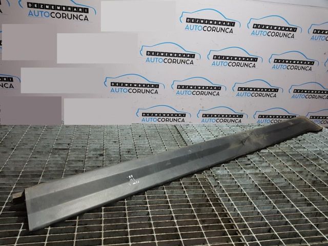 bontott LAND ROVER FREELANDER Jobb Küszöb