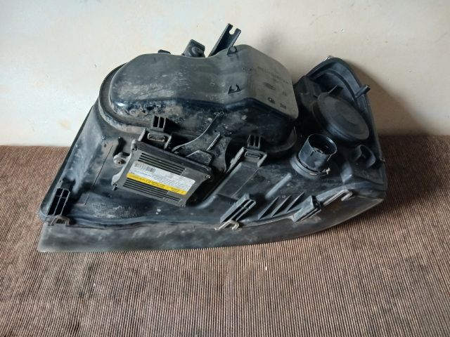 bontott LAND ROVER FREELANDER Jobb Xenon Fényszóró