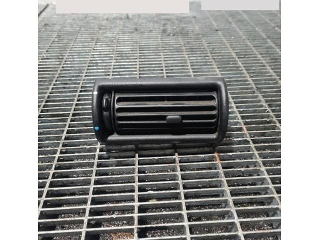 bontott LAND ROVER FREELANDER Középső Szellőző