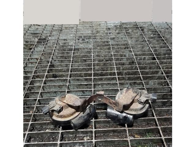 bontott LAND ROVER FREELANDER Kürt