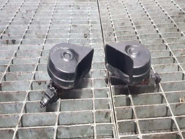 bontott LAND ROVER FREELANDER Kürt