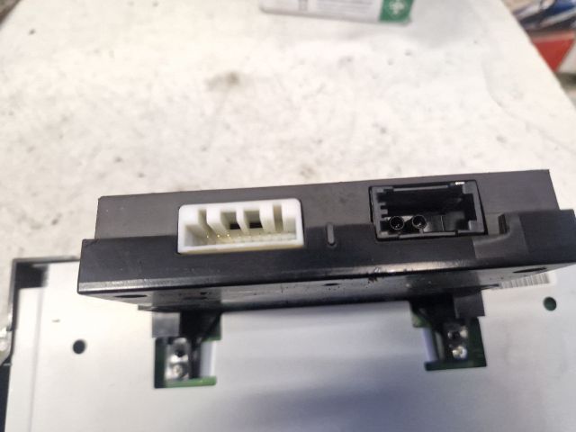 bontott LAND ROVER FREELANDER Multimédia Vezérlő