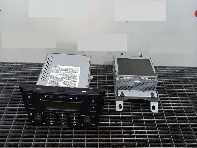 bontott LAND ROVER FREELANDER Rádió / CD