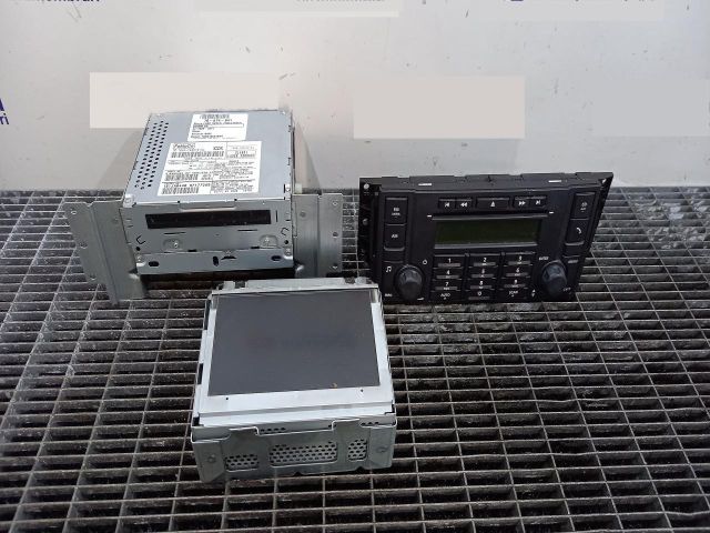 bontott LAND ROVER FREELANDER Rádió / CD