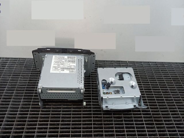 bontott LAND ROVER FREELANDER Rádió / CD