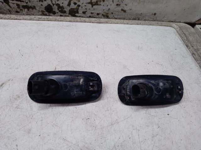 bontott LAND ROVER FREELANDER Sárvédő Irányjelző (Pozíciófüggetlen)